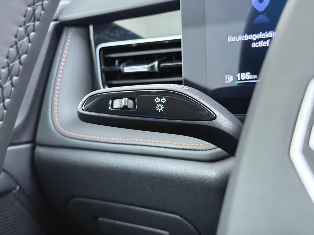 1.5 Luxury VAN: € 39.900- VOOR: € 33.330,- UW HERFSTVOORDEEL: € 6.470| PLUG-IN HYBRIDE | 272 PK | NIEUWE AUTO | >1.000 KM TOTAAL BEREIK | 1E REGISTRATIE 03-2026 | 360° CAMERA | ELEKTR