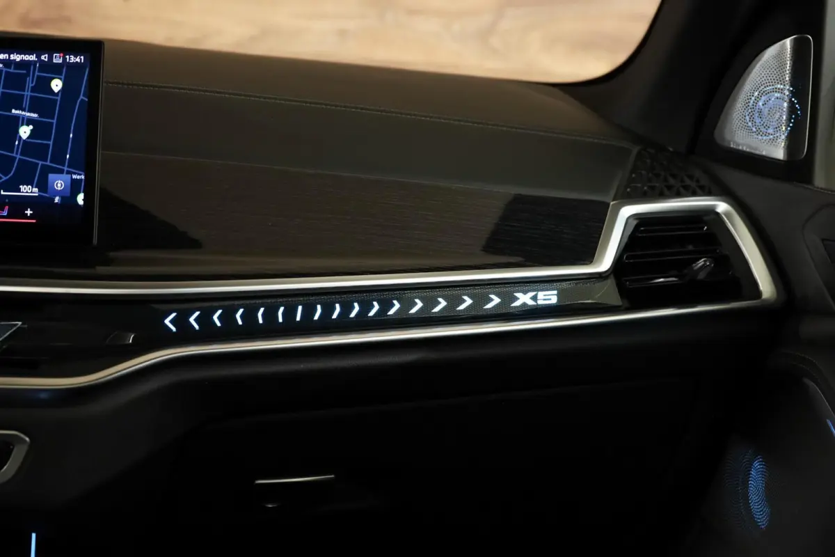 xDrive50e|Individual|M Seats|Pano|Massage|B&W|360|HUD|