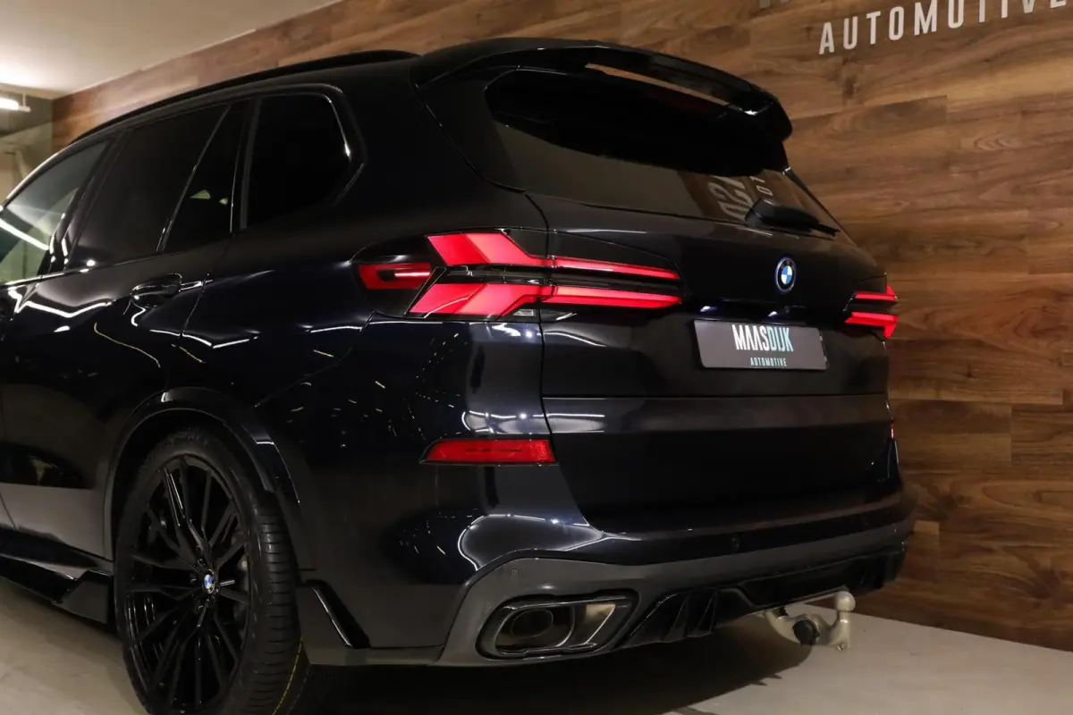 xDrive50e|Individual|M Seats|Pano|Massage|B&W|360|HUD|