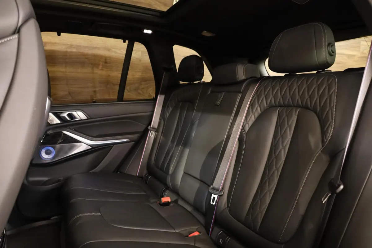 xDrive50e|Individual|M Seats|Pano|Massage|B&W|360|HUD|