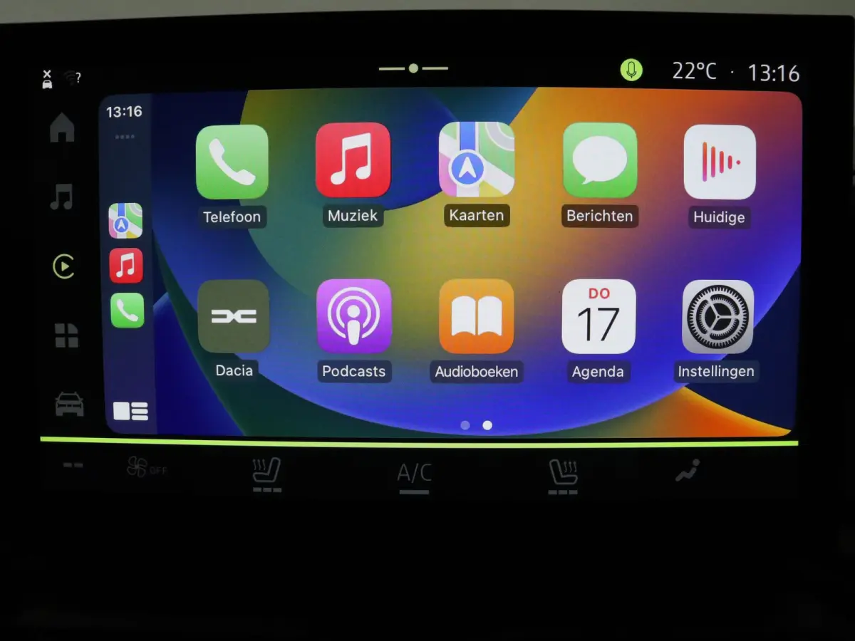 140pk Hybrid Journey Apple Carplay/Android Auto | Climate