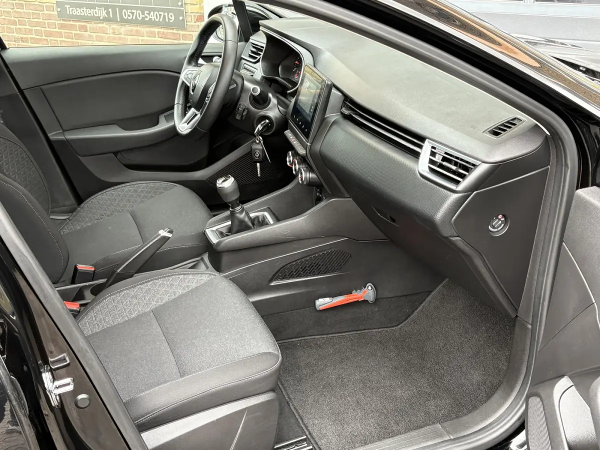 1.0 TCe Zen CARPLAY/LED/CRUISE/NL-AUTO/1E EIG.