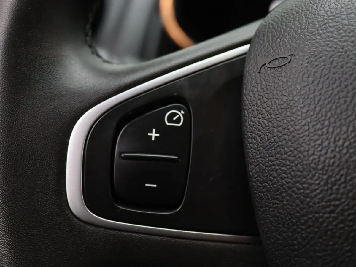 90pk TCe Limited Apple Carplay/Android Auto | Airco
