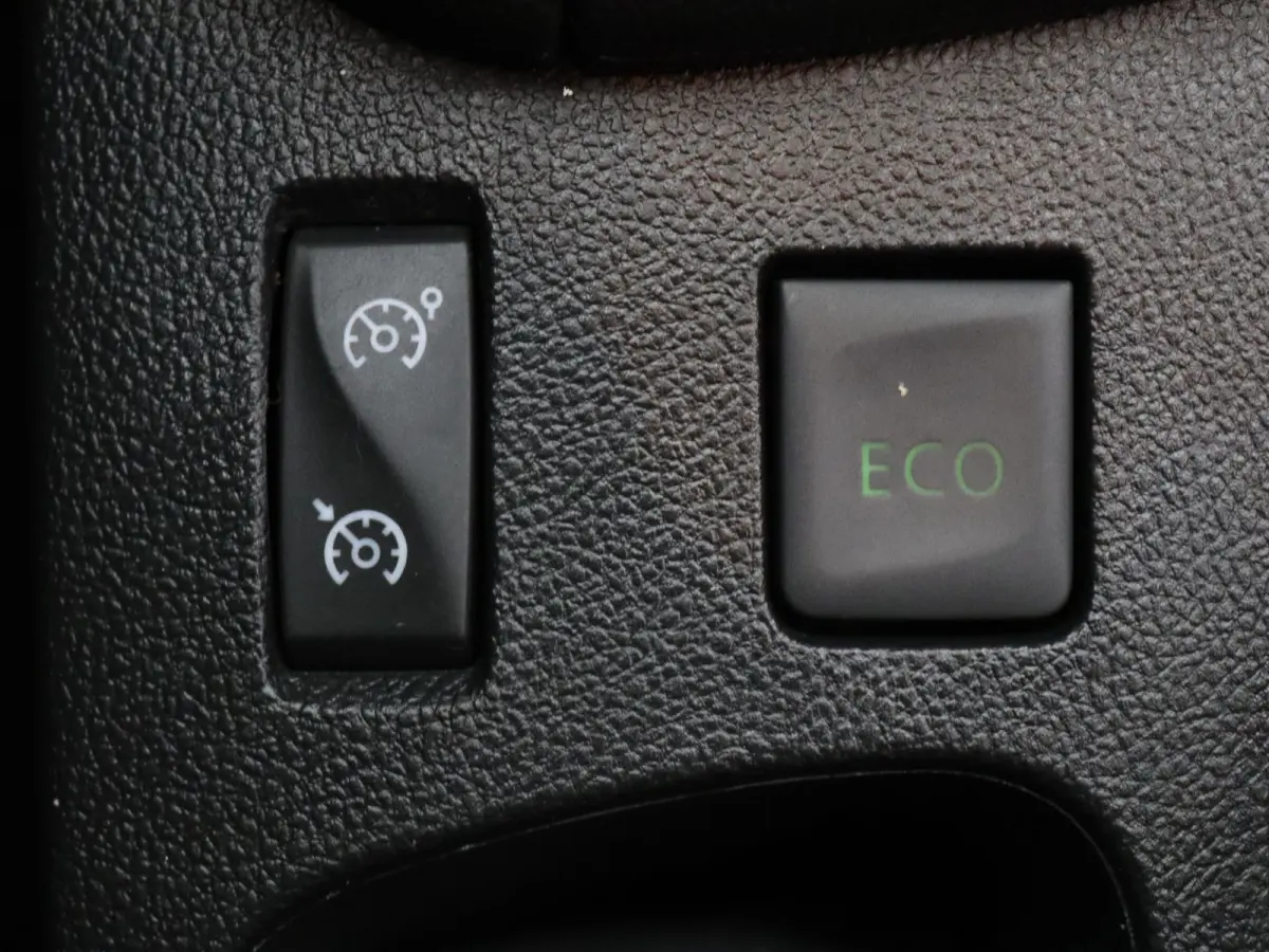 90pk TCe Limited Apple Carplay/Android Auto | Airco
