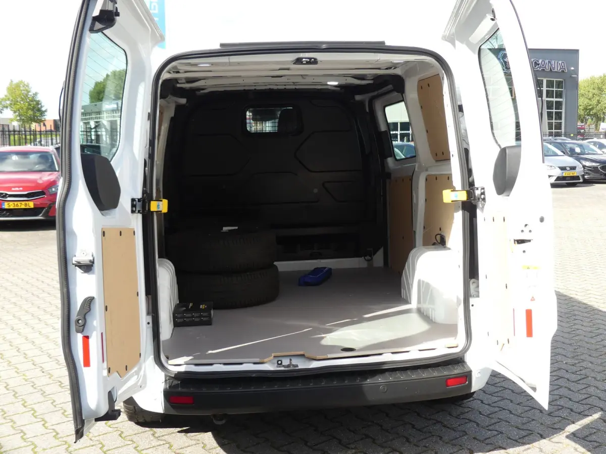 340 2.0 TDCI 130PK AUTOMAAT L1 Trend