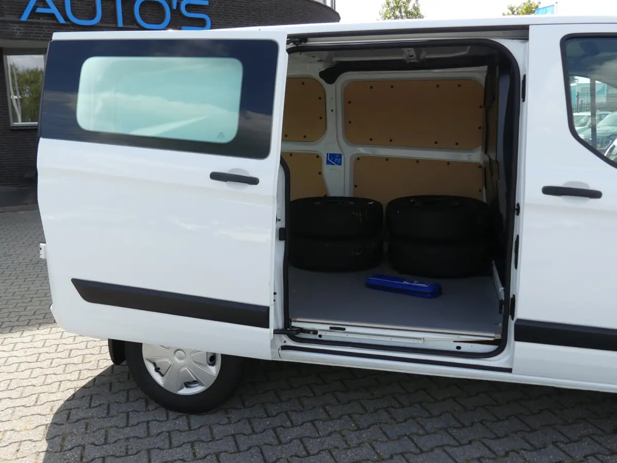 340 2.0 TDCI 130PK AUTOMAAT L1 Trend