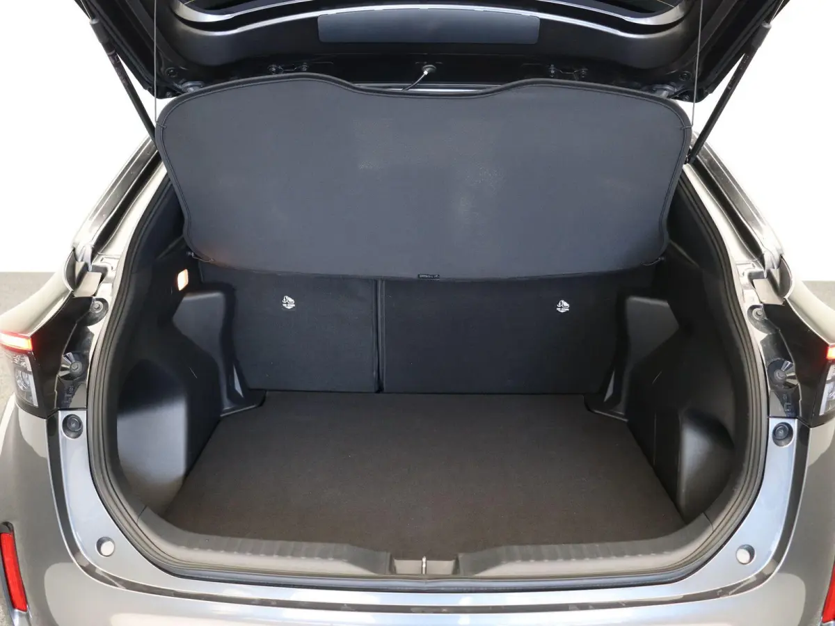 1.5 Hybrid 115 Dynamic | Stoelverwarming | Stuurwielverwarming | Apple Carplay & Android Auto |