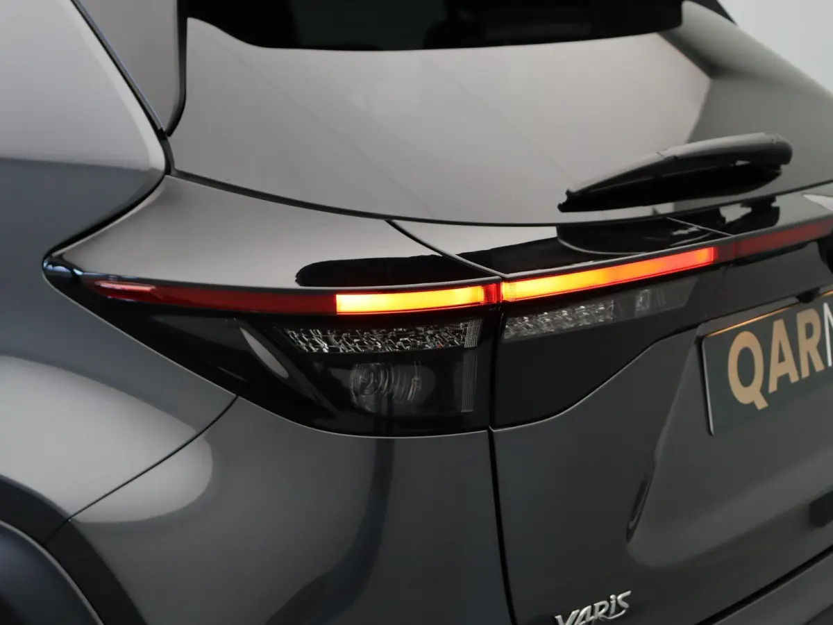 1.5 Hybrid 115 Dynamic | Stoelverwarming | Stuurwielverwarming | Apple Carplay & Android Auto |