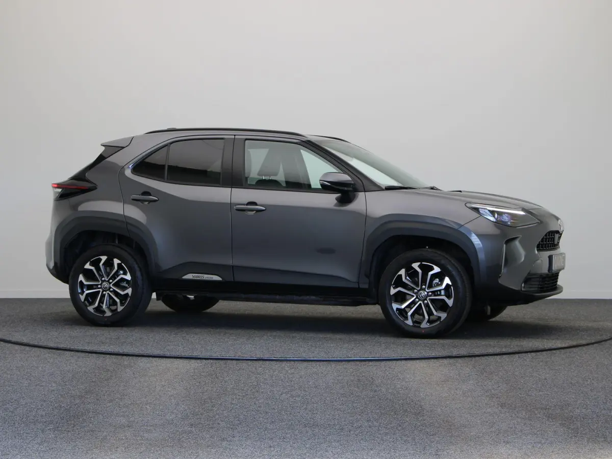 1.5 Hybrid 115 Dynamic | Stoelverwarming | Stuurwielverwarming | Apple Carplay & Android Auto |