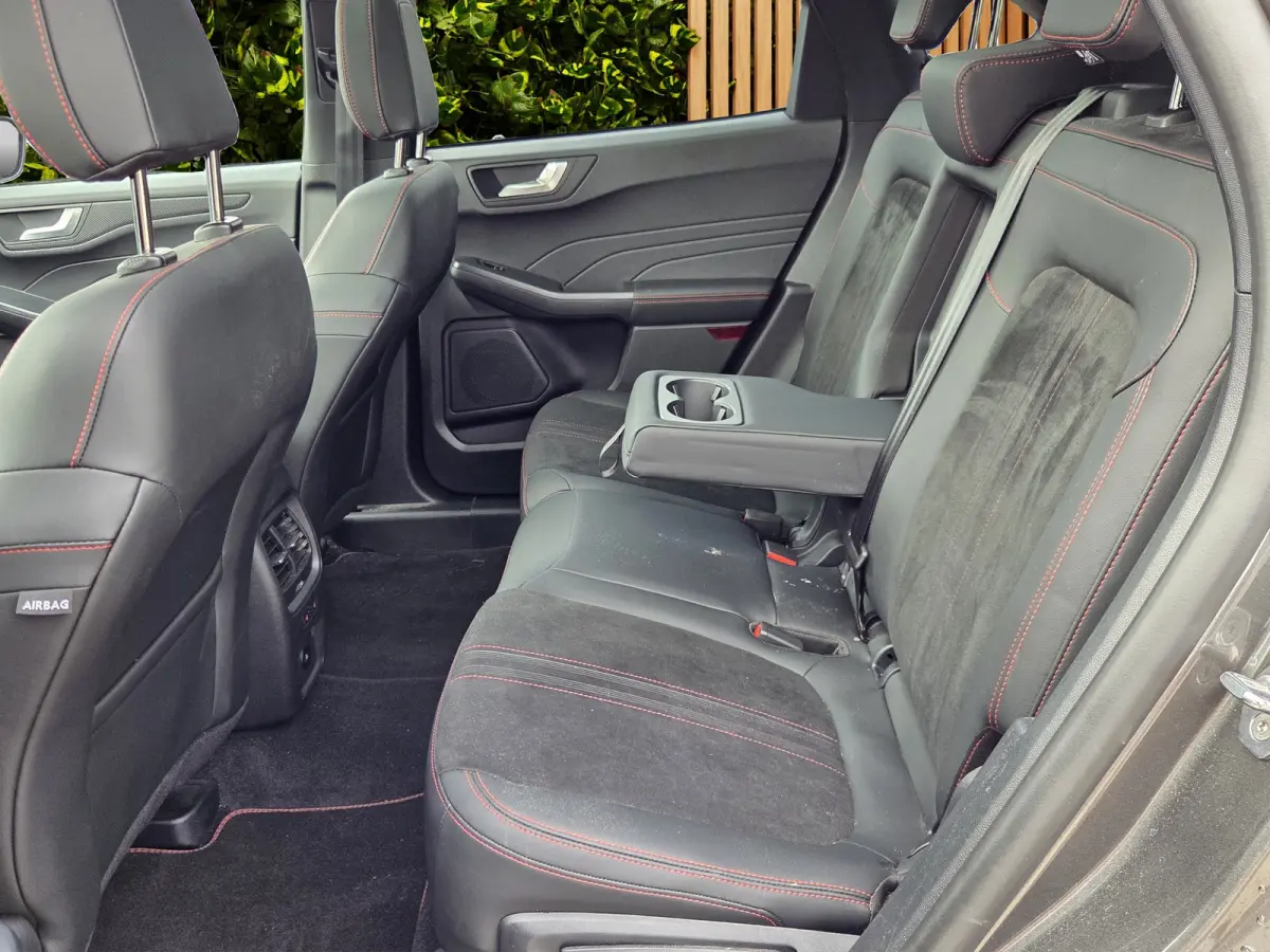 2.5 PHEV ST-Line X B&O | AGR | Panorama dak | Wegklapbare trekhaak | Matrix LED | Carplay | Adaptieve cruise | 360