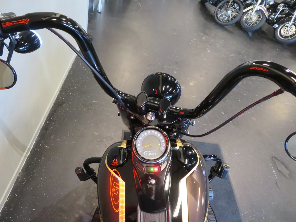 FLHC HERITAGE 107 NIEUWSTAA