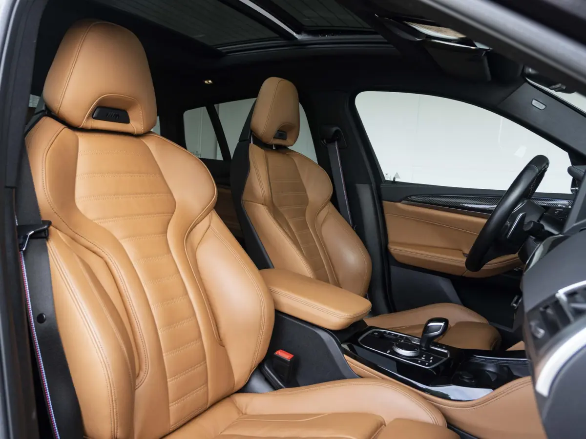 M40i | High Executive | M Sport Plus Pack | Macaoblauw | Stuurwielrand verwarmd | Comfort Access | Panoramadak | Head-Up Display | Harman Kardon | 21''