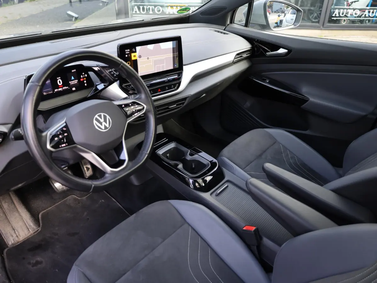 Pro 77 kWh 150KW | Panoramadak | Warmtepomp | 21"Inch | Matrix LED IQ Light | Stoel&Stuurverwarming | Trekhaak | Adaptive Cruise |