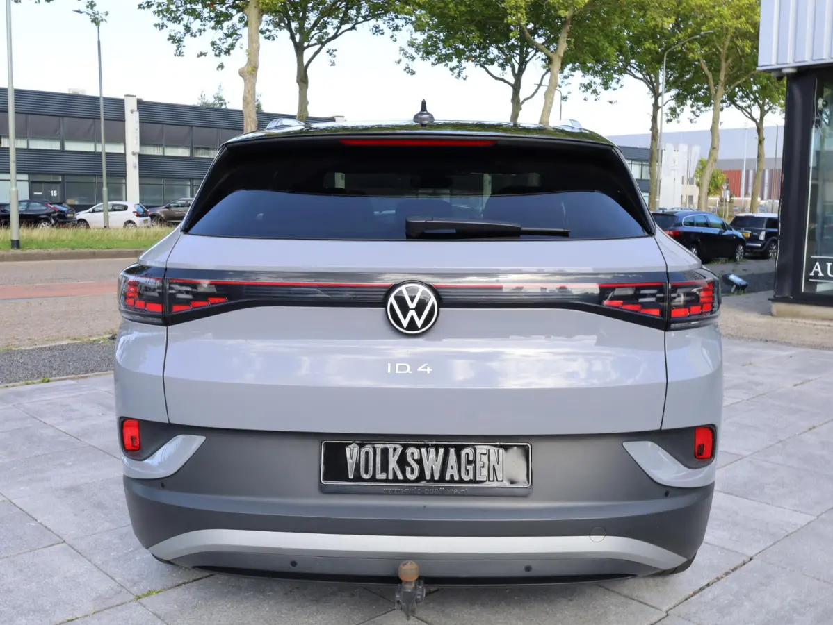 Pro 77 kWh 150KW | Panoramadak | Warmtepomp | 21"Inch | Matrix LED IQ Light | Stoel&Stuurverwarming | Trekhaak | Adaptive Cruise |
