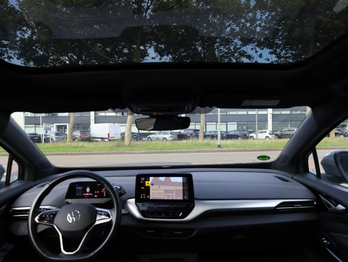 Pro 77 kWh 150KW | Panoramadak | Warmtepomp | 21"Inch | Matrix LED IQ Light | Stoel&Stuurverwarming | Trekhaak | Adaptive Cruise |