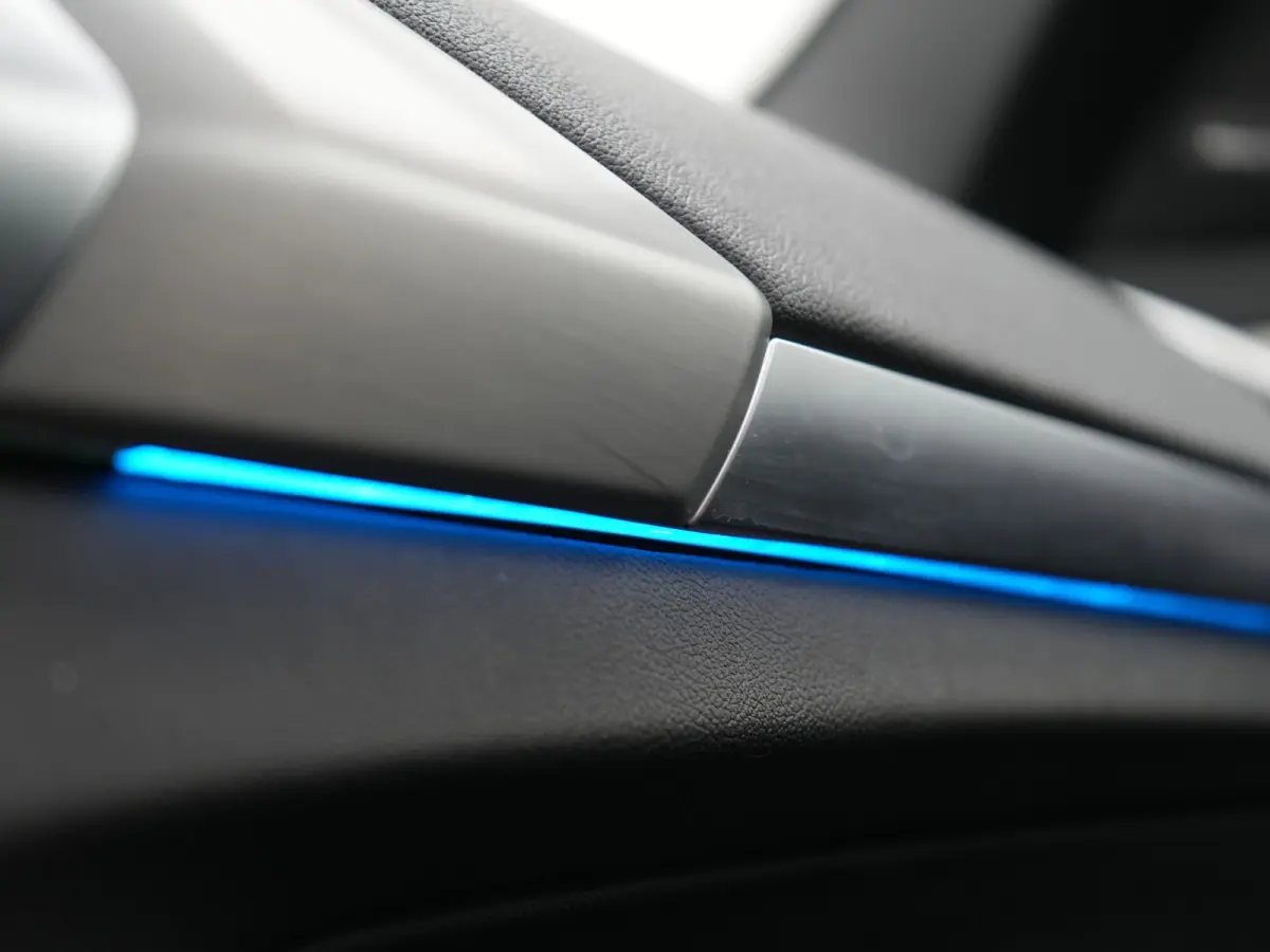 xDrive30e M Sport PHEV 293pk Dealer O.H. | Panodak | Adaptive Cruise | Head Up | 360 Camera | Harman / Kardon | Lederen Sportstoelen Ventilatie & Memory | Keyless | Blis | Stoelen & Stuur Ve
