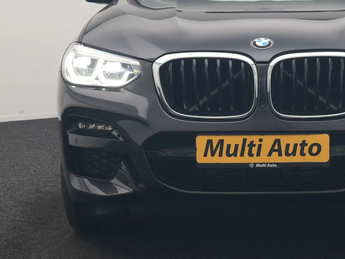 xDrive30e M Sport PHEV 293pk Dealer O.H. | Panodak | Adaptive Cruise | Head Up | 360 Camera | Harman / Kardon | Lederen Sportstoelen Ventilatie & Memory | Keyless | Blis | Stoelen & Stuur Ve