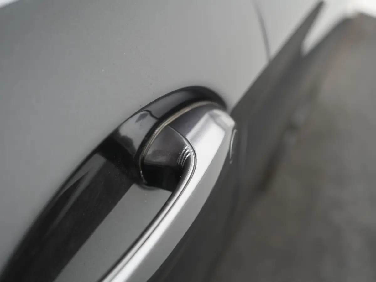 xDrive30e M Sport PHEV 293pk Dealer O.H. | Panodak | Adaptive Cruise | Head Up | 360 Camera | Harman / Kardon | Lederen Sportstoelen Ventilatie & Memory | Keyless | Blis | Stoelen & Stuur Ve