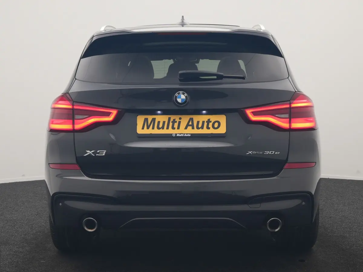 xDrive30e M Sport PHEV 293pk Dealer O.H. | Panodak | Adaptive Cruise | Head Up | 360 Camera | Harman / Kardon | Lederen Sportstoelen Ventilatie & Memory | Keyless | Blis | Stoelen & Stuur Ve