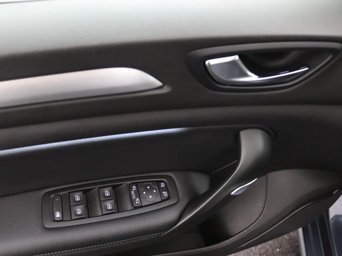 Plug-in Hybrid 160 Intens | Navigatie | Achteruitrijcamera |