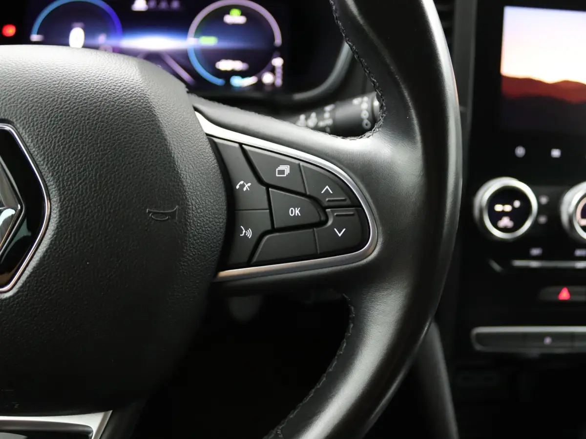 Plug-in Hybrid 160 Intens | Navigatie | Achteruitrijcamera |