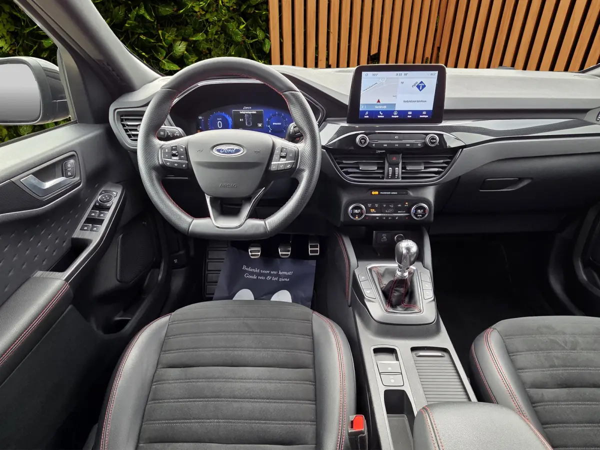 1.5 EcoBoost ST-Line X Trekhaak | Stoel- stuurverw. | Adaptieve cruise | Headup | Carplay | Camera | Keyless
