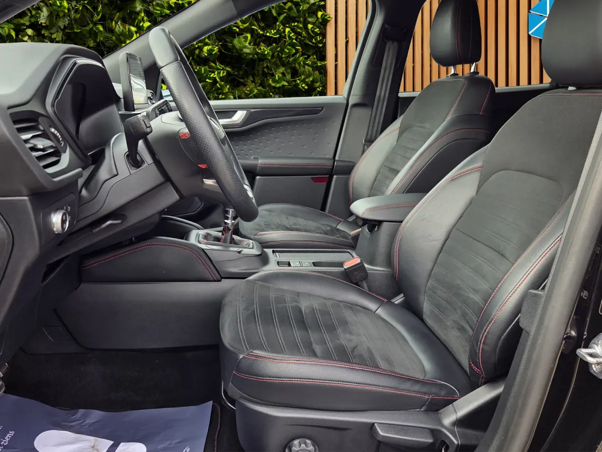 1.5 EcoBoost ST-Line X Trekhaak | Stoel- stuurverw. | Adaptieve cruise | Headup | Carplay | Camera | Keyless