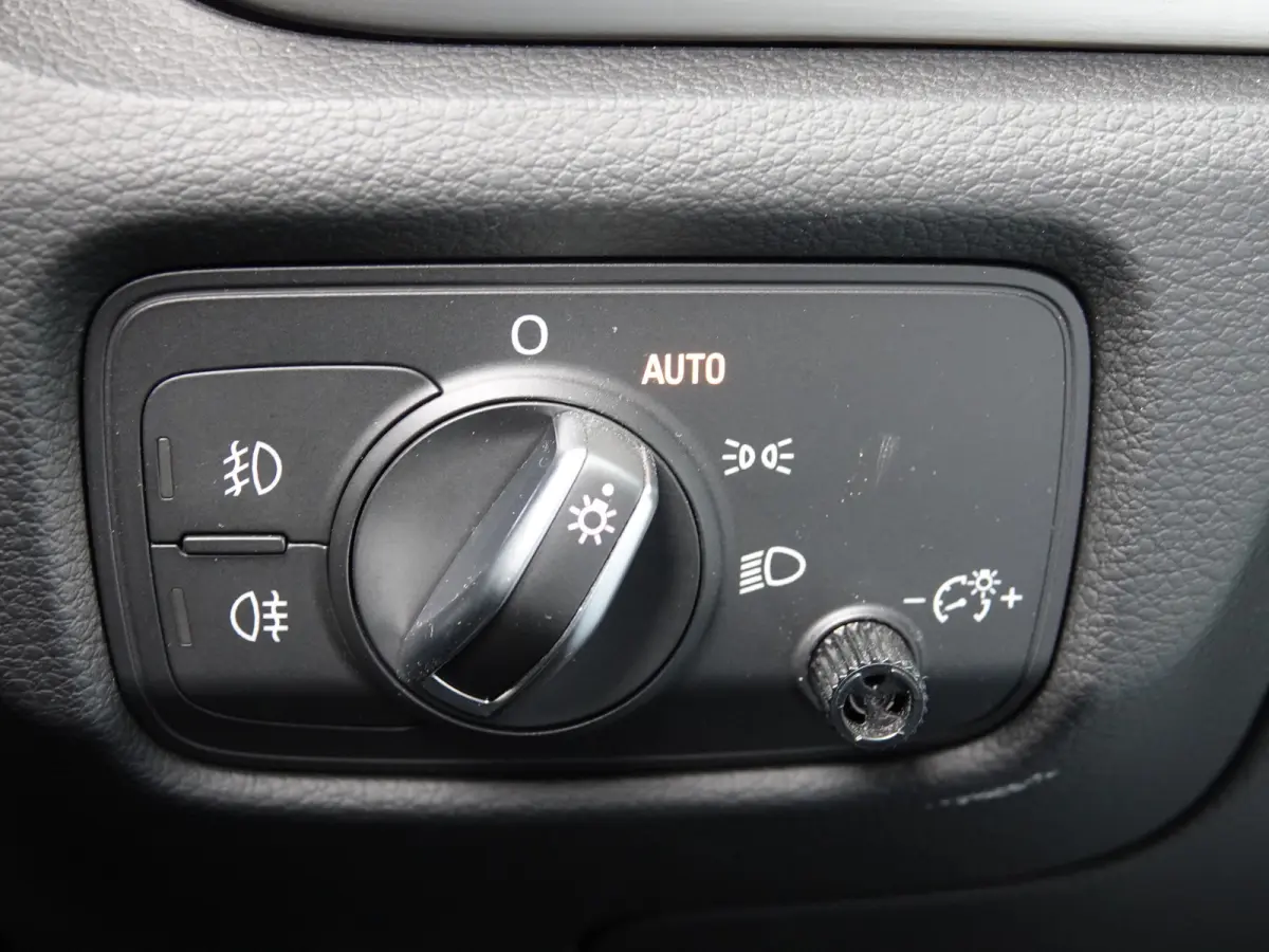 1.4 TFSI Ambition Pro S-LINE AUTOMAAT | H-LEER | LMV | CLIMA