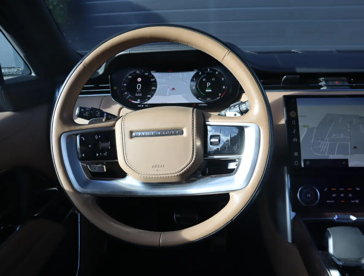 3.0 P510e Autobiography PHEV | Pano | Stoel en stuurverwarming | Memoty seats voor en achter | 360 camera | Trekhaak