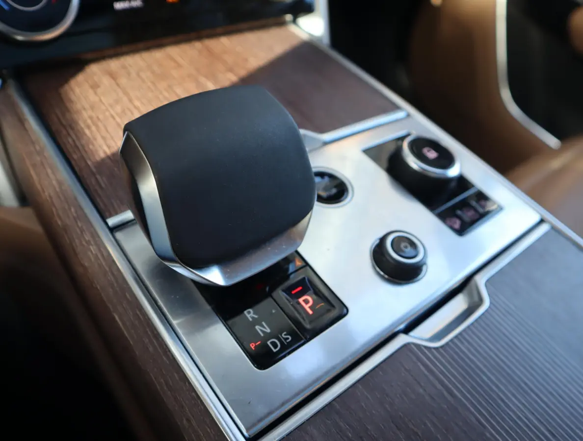3.0 P510e Autobiography PHEV | Pano | Stoel en stuurverwarming | Memoty seats voor en achter | 360 camera | Trekhaak