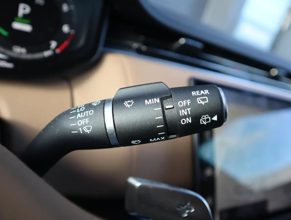 3.0 P510e Autobiography PHEV | Pano | Stoel en stuurverwarming | Memoty seats voor en achter | 360 camera | Trekhaak