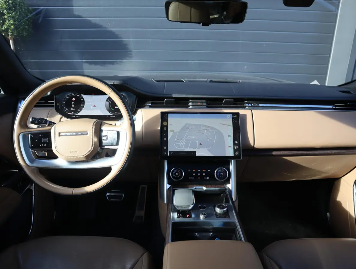 3.0 P510e Autobiography PHEV | Pano | Stoel en stuurverwarming | Memoty seats voor en achter | 360 camera | Trekhaak