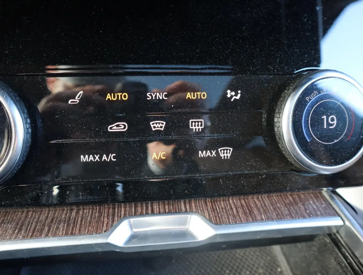 3.0 P510e Autobiography PHEV | Pano | Stoel en stuurverwarming | Memoty seats voor en achter | 360 camera | Trekhaak
