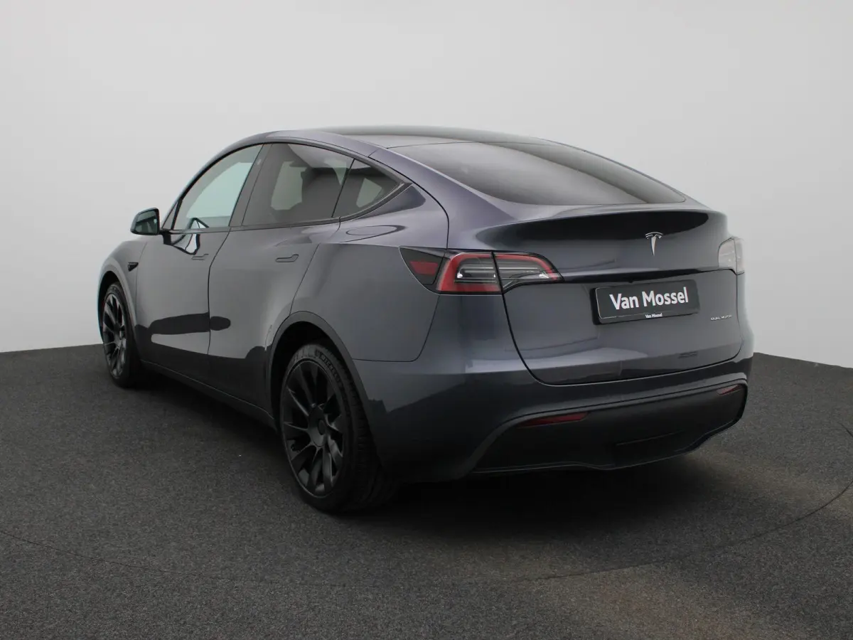 Long Range AWD 75 kWh | PANORAMADAK | APPLE CARPLAY | ANDROID AUTO | ACHTERUITRIJCAMERA | PARKEERSENSOREN | ELEKTRISCHE STOELEN | NAVGATIE | LED VERLICHTING | LICHTMETALEN VELGEN |