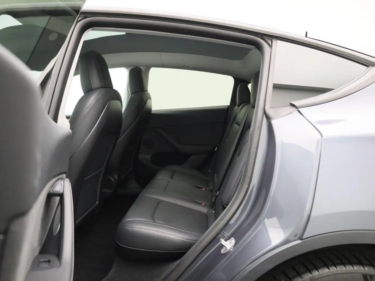 Long Range AWD 75 kWh | PANORAMADAK | APPLE CARPLAY | ANDROID AUTO | ACHTERUITRIJCAMERA | PARKEERSENSOREN | ELEKTRISCHE STOELEN | NAVGATIE | LED VERLICHTING | LICHTMETALEN VELGEN |