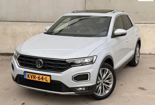 2.0 TSI 4Motion Sport DSG Pano Trekh Virtual Camera DCC
