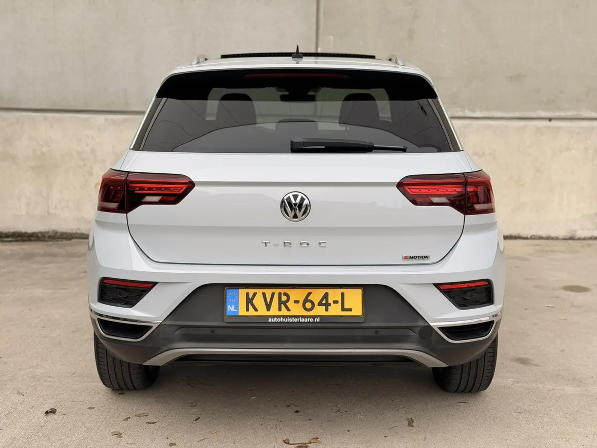 2.0 TSI 4Motion Sport DSG Pano Trekh Virtual Camera DCC