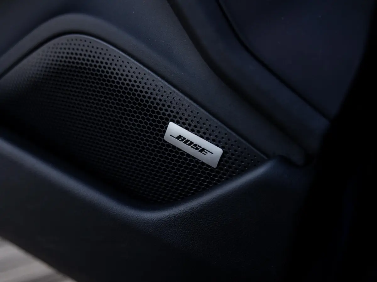 4S Performance 84 kWh | SOH 94% | SPORTCHRONO | PDLS + | PANORAMADAK | BOSE AUDIO | 18-WEG STOELEN | PASM LUCHTVERING | 360 CAMERA | KEYLESS | STOELVERWARMING VOOR EN ACHTER | BTW AUTO | GEN