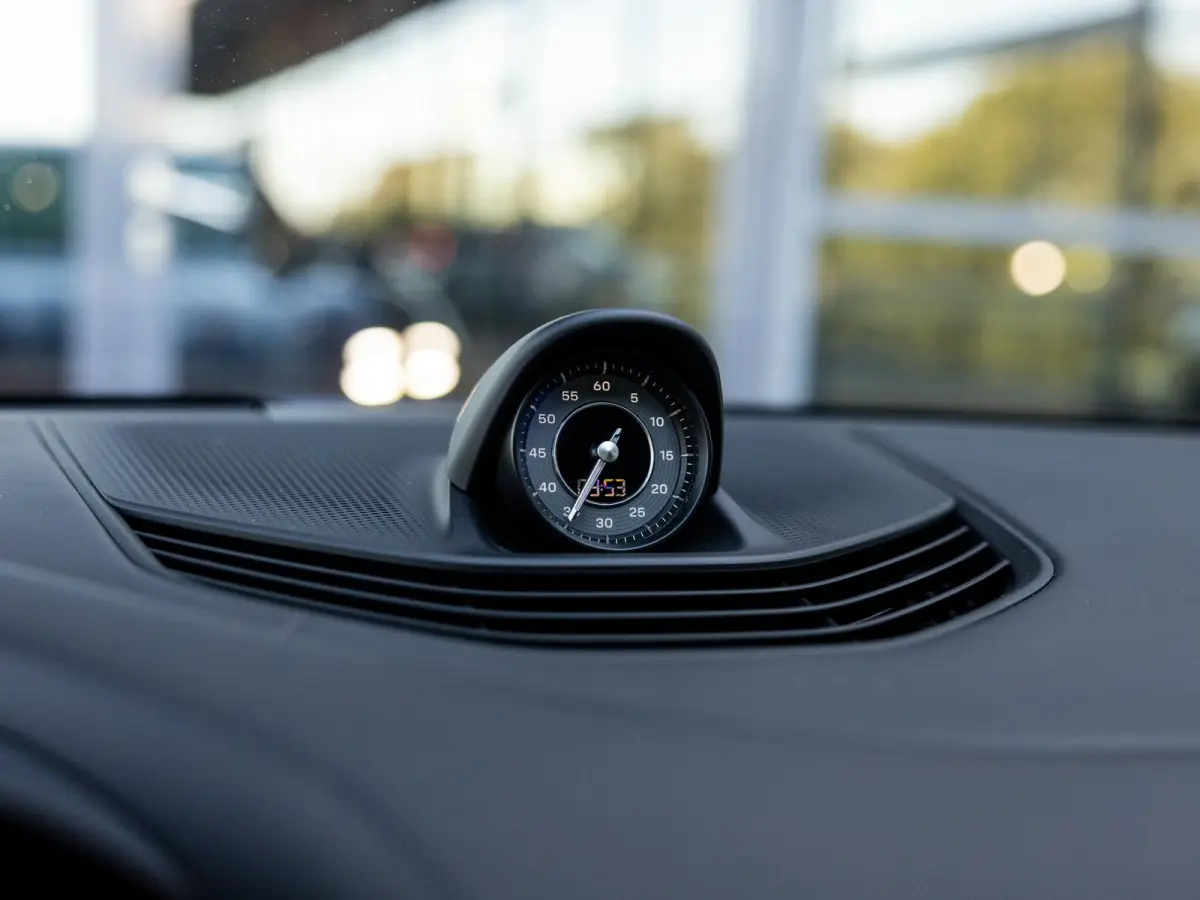 4S Performance 84 kWh | SOH 94% | SPORTCHRONO | PDLS + | PANORAMADAK | BOSE AUDIO | 18-WEG STOELEN | PASM LUCHTVERING | 360 CAMERA | KEYLESS | STOELVERWARMING VOOR EN ACHTER | BTW AUTO | GEN