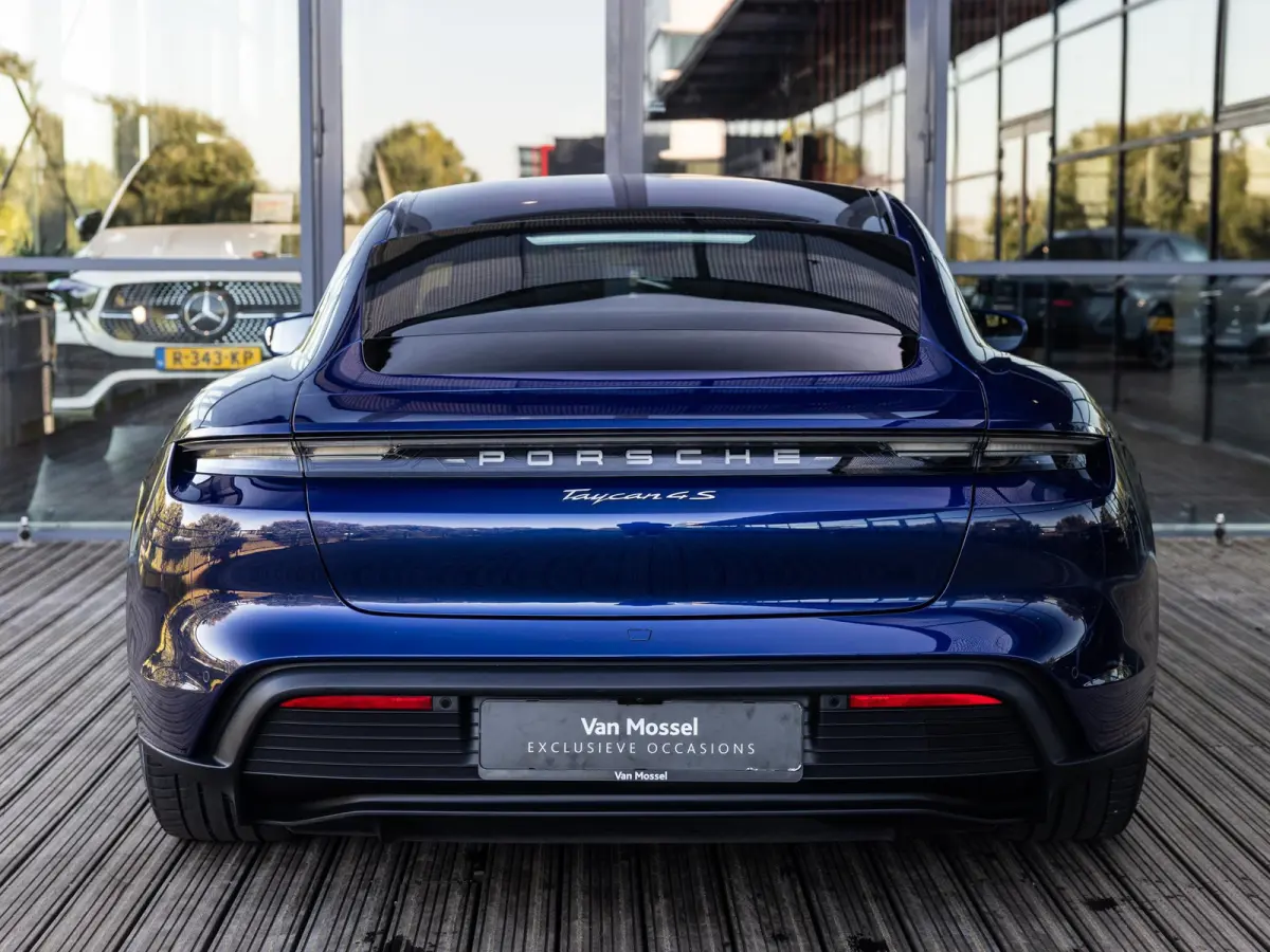 4S Performance 84 kWh | SOH 94% | SPORTCHRONO | PDLS + | PANORAMADAK | BOSE AUDIO | 18-WEG STOELEN | PASM LUCHTVERING | 360 CAMERA | KEYLESS | STOELVERWARMING VOOR EN ACHTER | BTW AUTO | GEN
