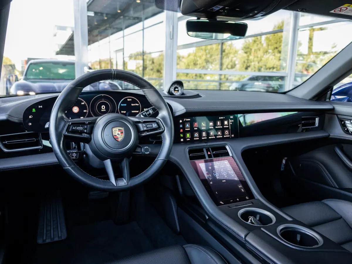 4S Performance 84 kWh | SOH 94% | SPORTCHRONO | PDLS + | PANORAMADAK | BOSE AUDIO | 18-WEG STOELEN | PASM LUCHTVERING | 360 CAMERA | KEYLESS | STOELVERWARMING VOOR EN ACHTER | BTW AUTO | GEN