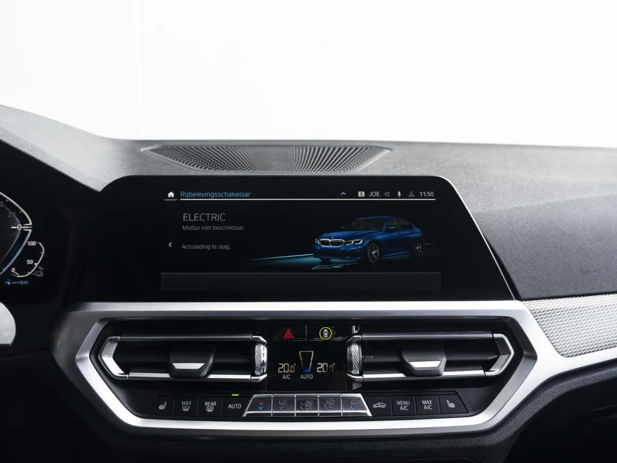 330e SoH 89% | High Executive | M Sport | Stoelverwarming | Harman Kardon | LED | Cruise Control | 19'' |