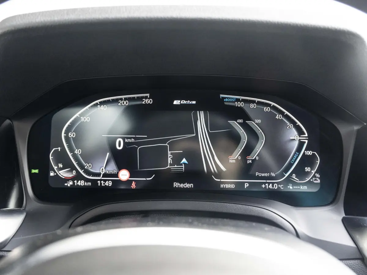 330e SoH 89% | High Executive | M Sport | Stoelverwarming | Harman Kardon | LED | Cruise Control | 19'' |