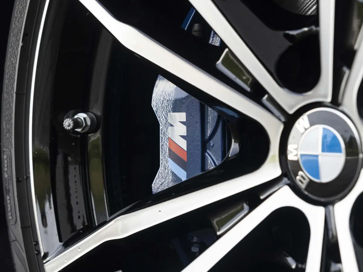 330e SoH 89% | High Executive | M Sport | Stoelverwarming | Harman Kardon | LED | Cruise Control | 19'' |