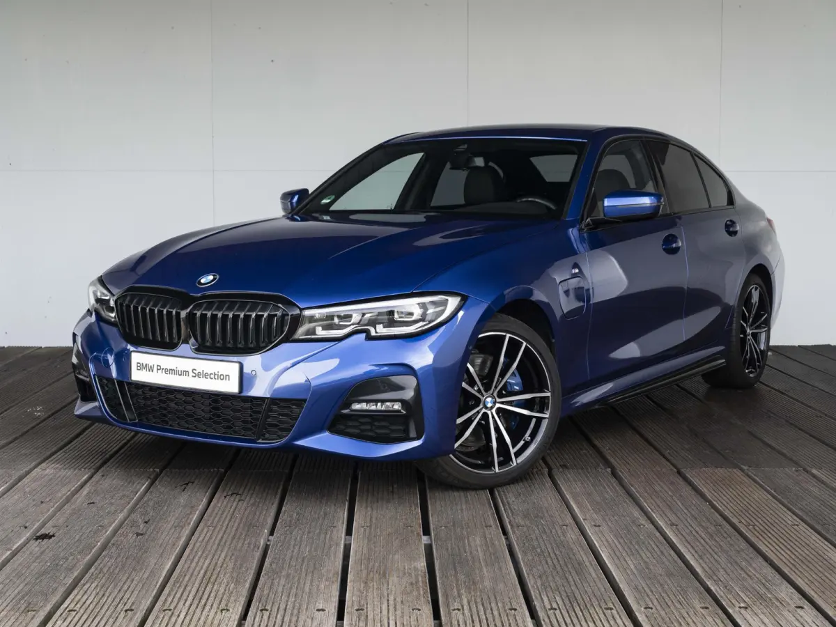 330e SoH 89% | High Executive | M Sport | Stoelverwarming | Harman Kardon | LED | Cruise Control | 19'' |