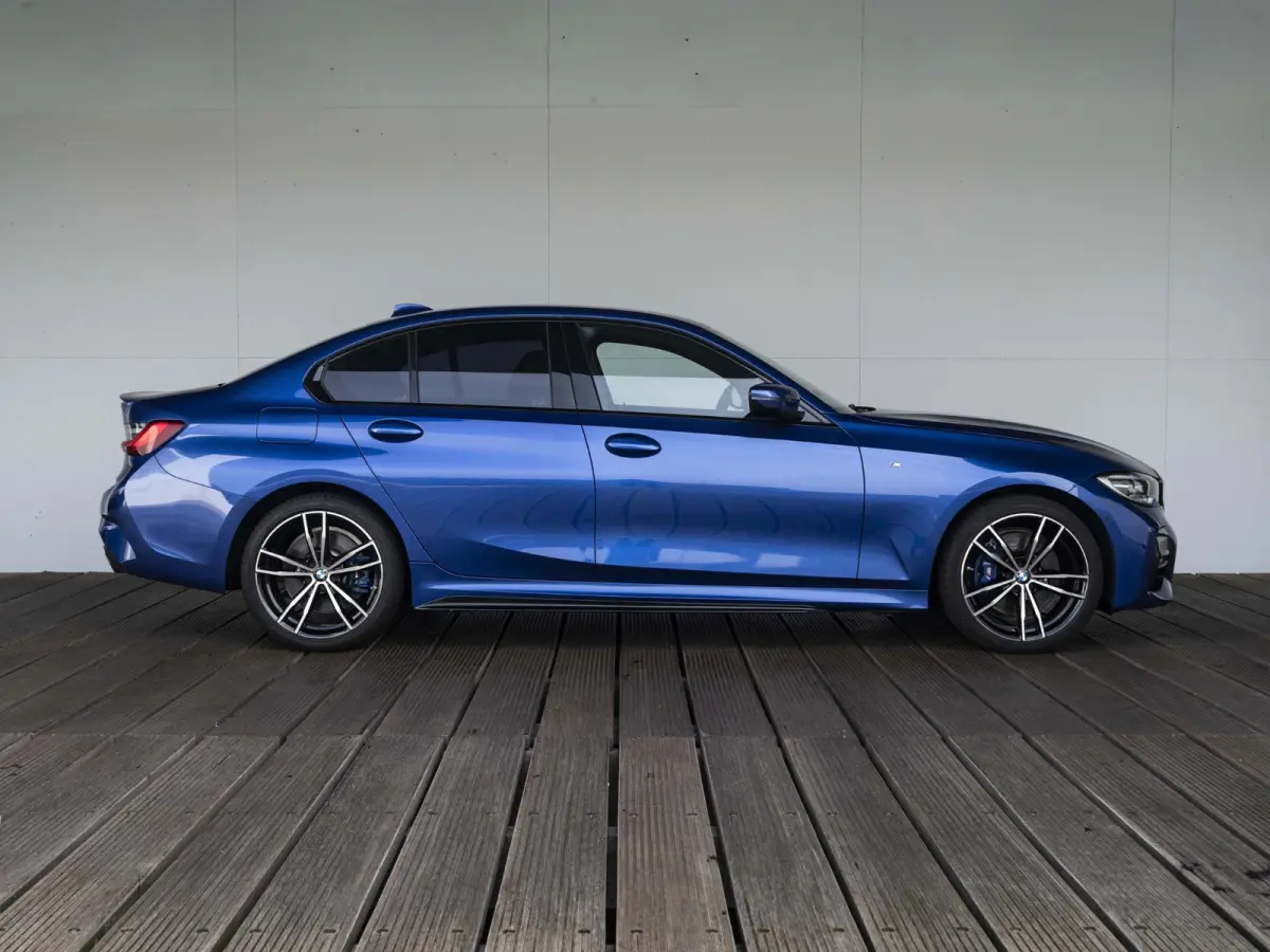 330e SoH 89% | High Executive | M Sport | Stoelverwarming | Harman Kardon | LED | Cruise Control | 19'' |