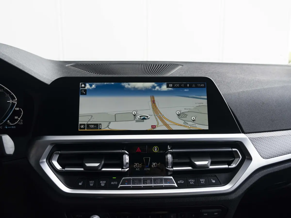 330e SoH 89% | High Executive | M Sport | Stoelverwarming | Harman Kardon | LED | Cruise Control | 19'' |