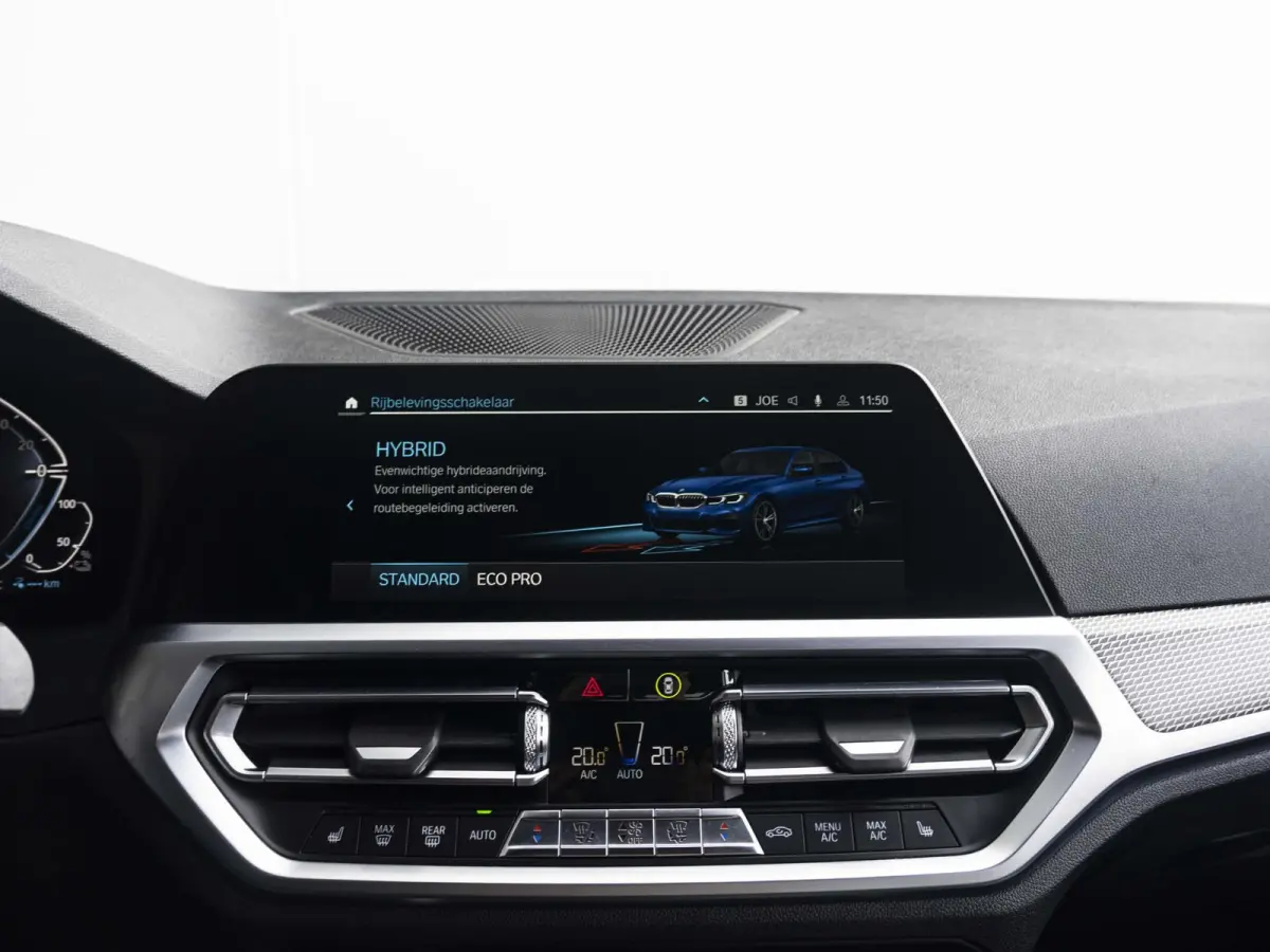 330e SoH 89% | High Executive | M Sport | Stoelverwarming | Harman Kardon | LED | Cruise Control | 19'' |