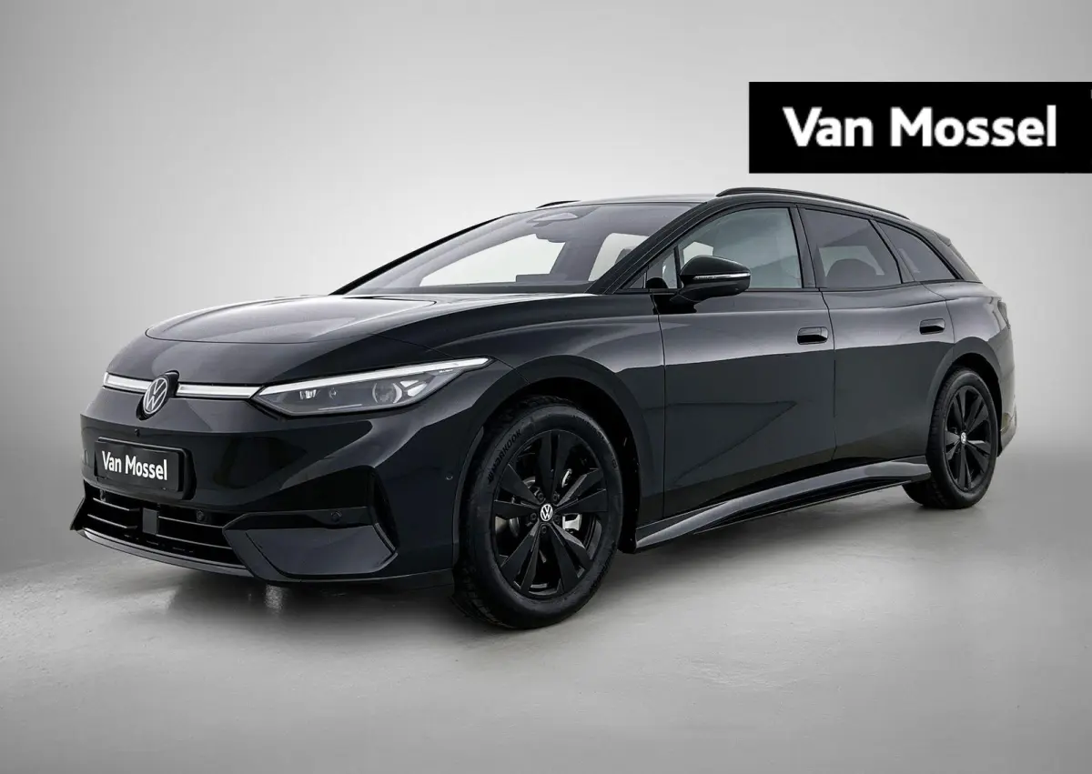 Limited Edition Plus 77 kWh 286pk | Trekhaak inklapbaar | Camera | Apple Carplay | Android Auto | Head-up display | Adaptive Cruise Control | Voorstoelen verwarmbaar | Automatische aircondit