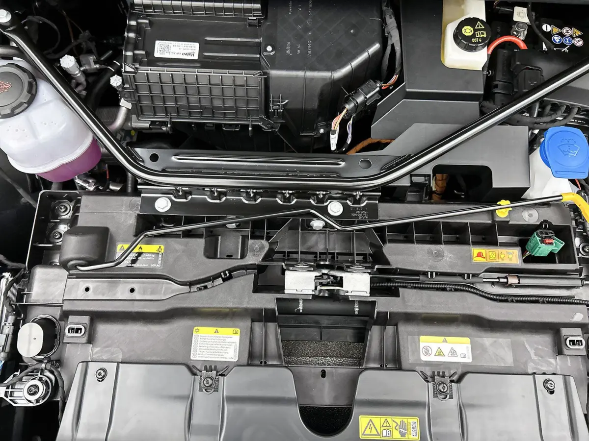 Limited Edition Plus 77 kWh 286pk | Trekhaak inklapbaar | Camera | Apple Carplay | Android Auto | Head-up display | Adaptive Cruise Control | Voorstoelen verwarmbaar | Automatische aircondit